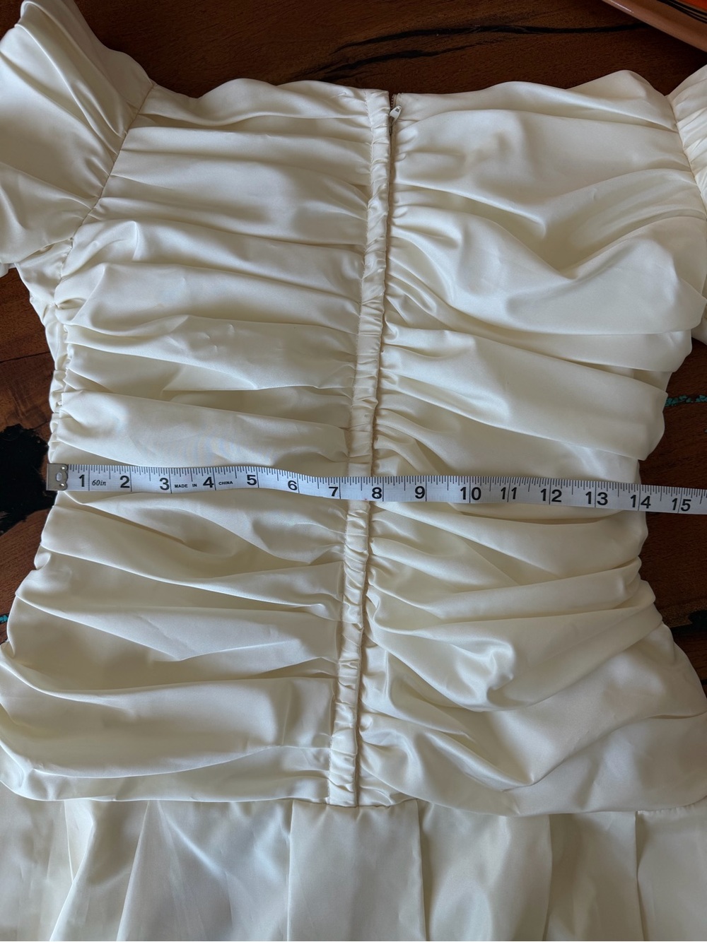 Vintage Wedding Dress - Picture 6 of 9